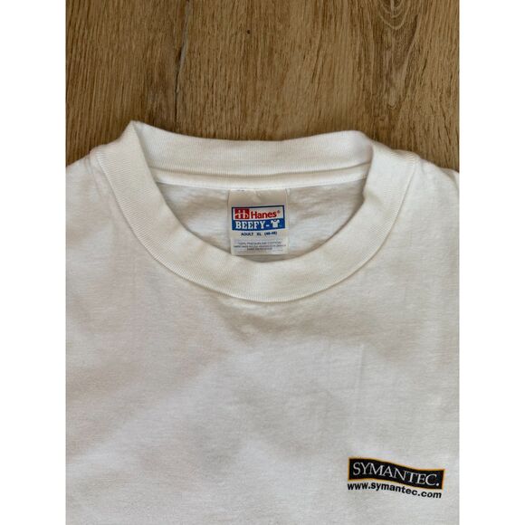 Symantec Graphic T-Shirt Serving The Connected World White XL Techwear - Picture 4 of 6